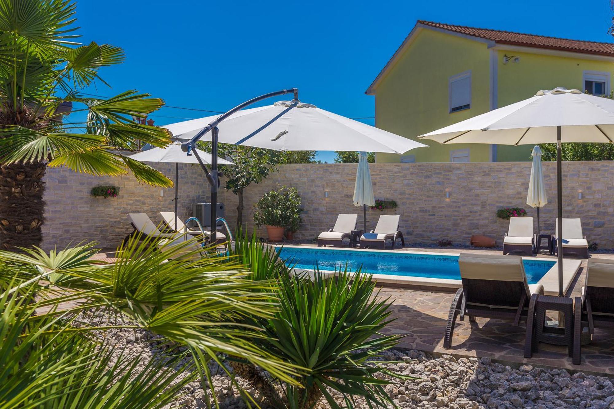 Guest House Antonella Malinska Esterno foto